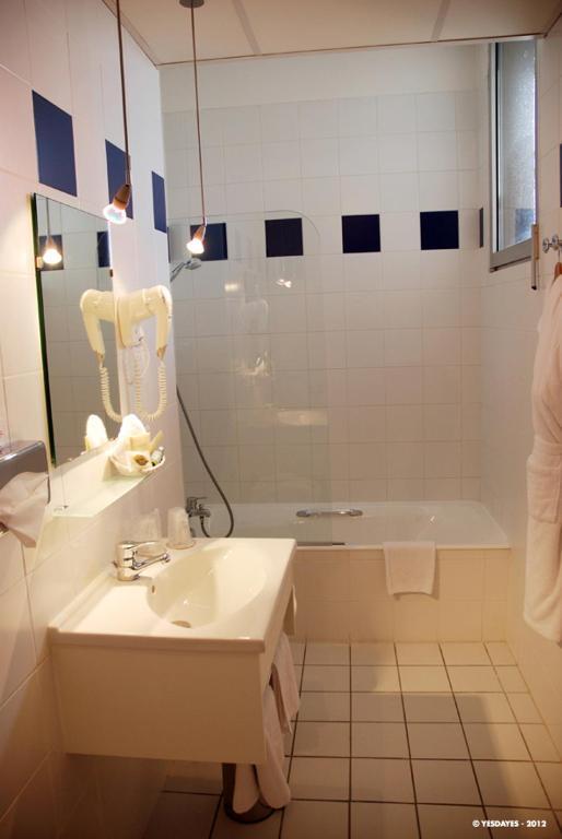 Hotel Savoie Leman Thonon-les-Bains Room photo